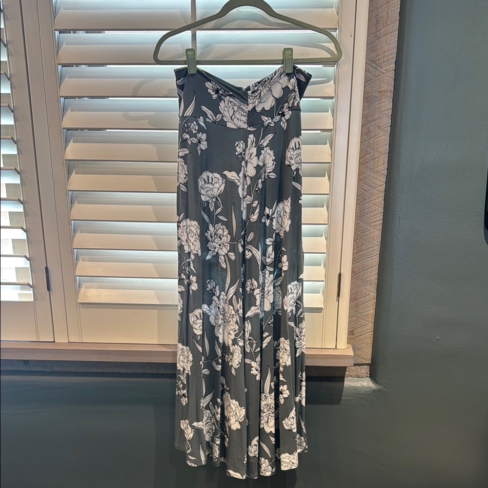 Floral Gray Skirt